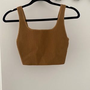 Aritzia Babaton Sculpt Knit Cropped Tank